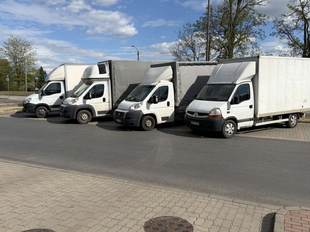 Raktári csarnokok kiürítése Budapest, Pest megye